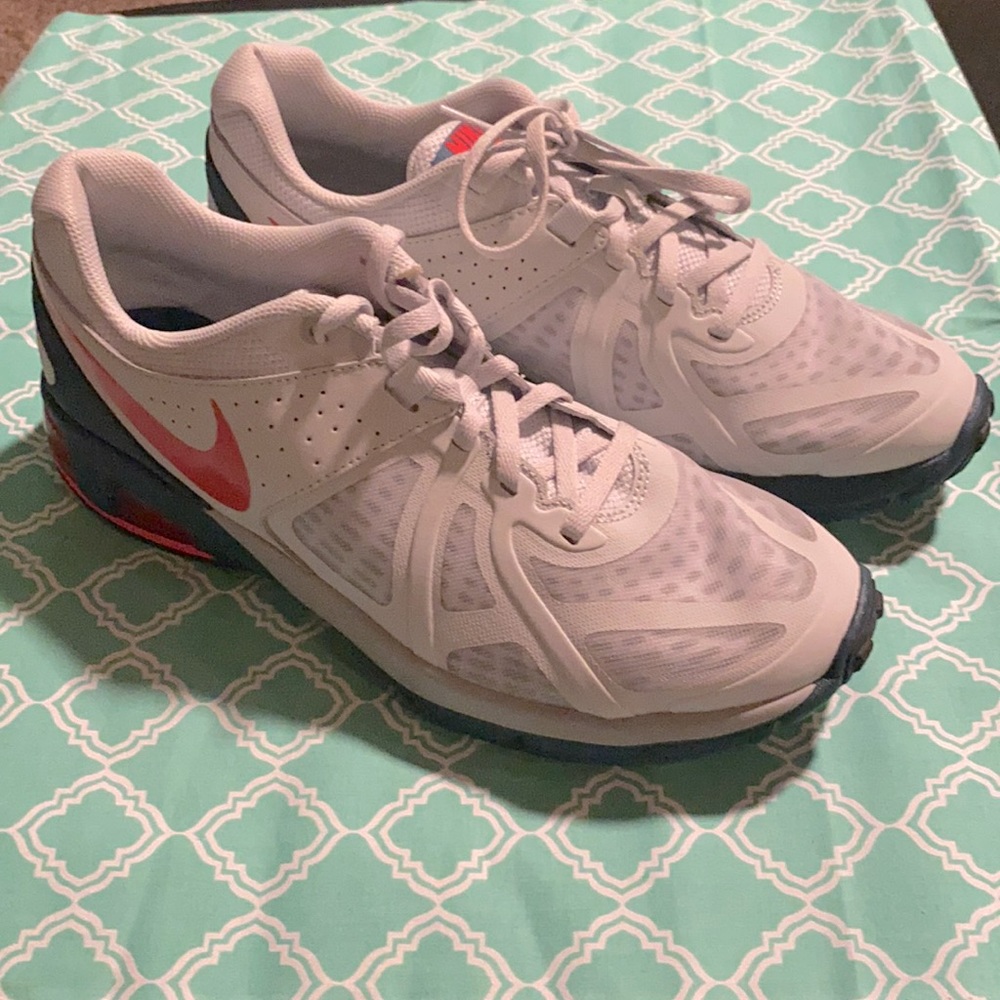Nike Air Max Run Lite 5. Men’s Size 9.